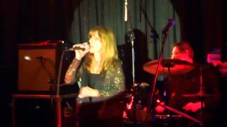 Sylvie Prescott Sale Le Beaujolais 31 Mars 2012