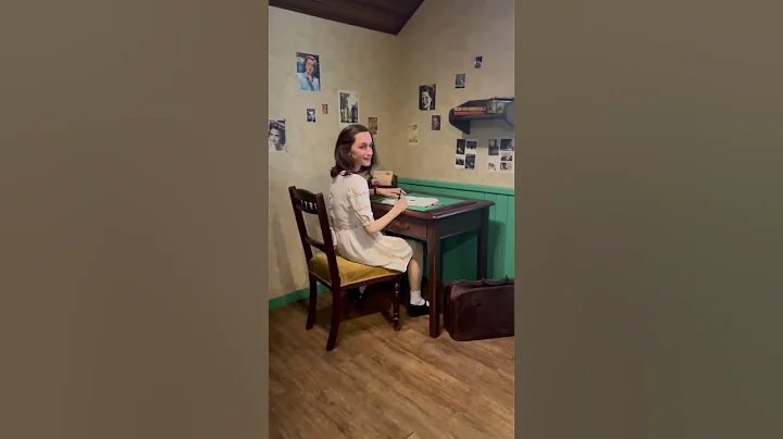 Anne Frank House/ Madame Tussauds Amsterdam / The true voice of Anne Frank