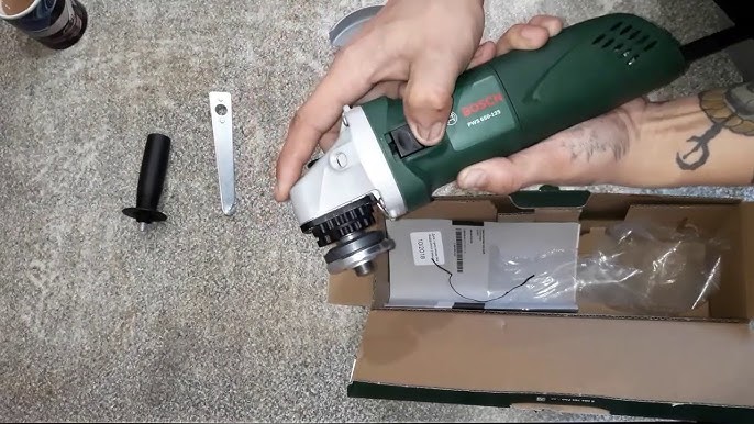 Unboxing BOSCH PWS 700-115 Angle Grinder 115 mm 700W - The Tool Man 