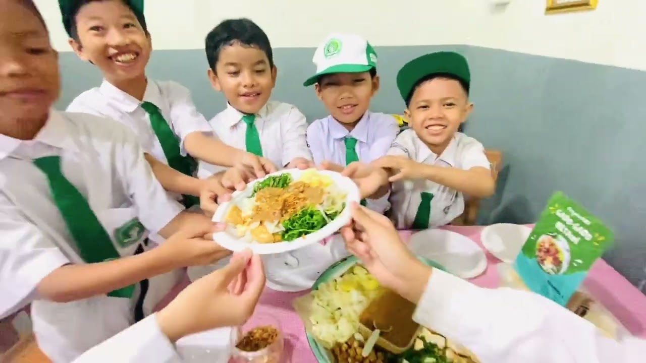 Membuat Gado-gado Kelas IV B || Materi PLBJ || MIDM