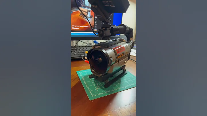 Veledge 0.3X Ultra Wide Angle Lens on a Sony CCD-TRV65 Camcorder #fisheye #sony #camcorder