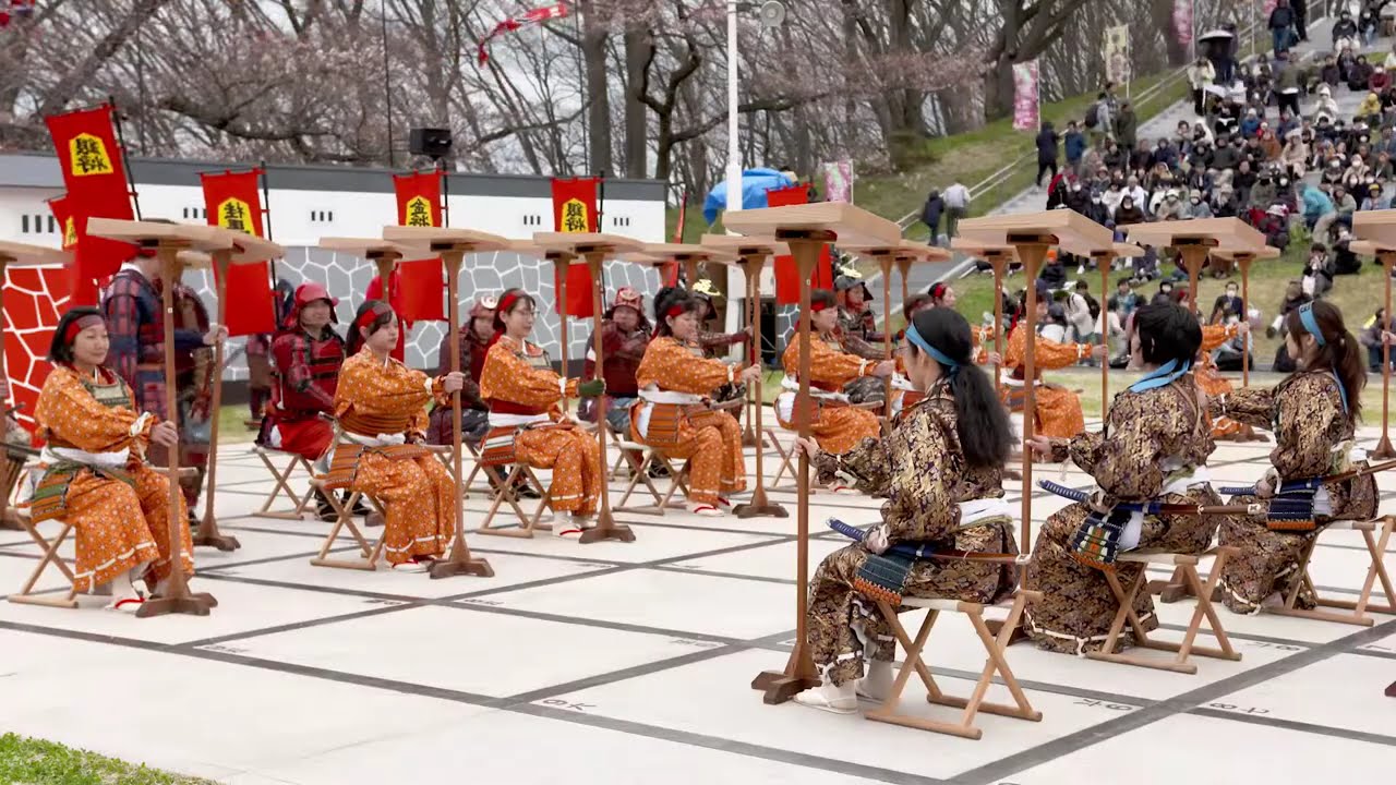 山形人間 桜の下で決戦！🌸 人が駒になる「人間将棋」が圧巻♟️【山形県天童市