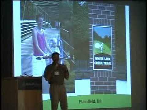 Mark Fenton at TrailLink 2007 (2) walking pez