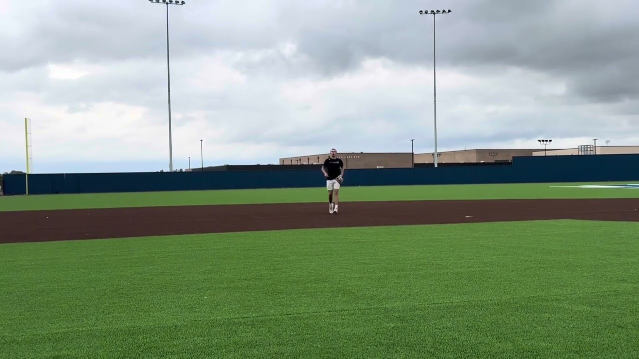 Brody Roberts 2029 grad pitching/ field work 