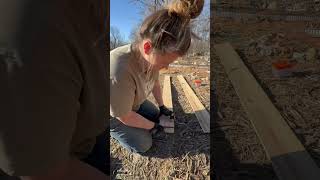 Raised garden bed for under $20?! #gardening #raisedbedgardening #diyraisedbed #gardenbeds