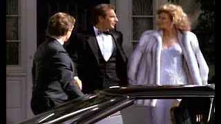 08 MATLOCK women in fur coat Wealth