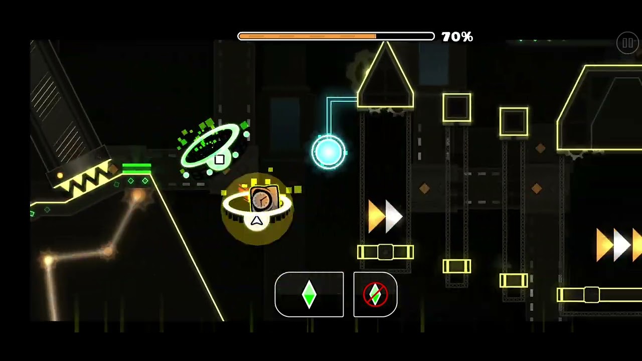 Im playing geometry dash - YouTube