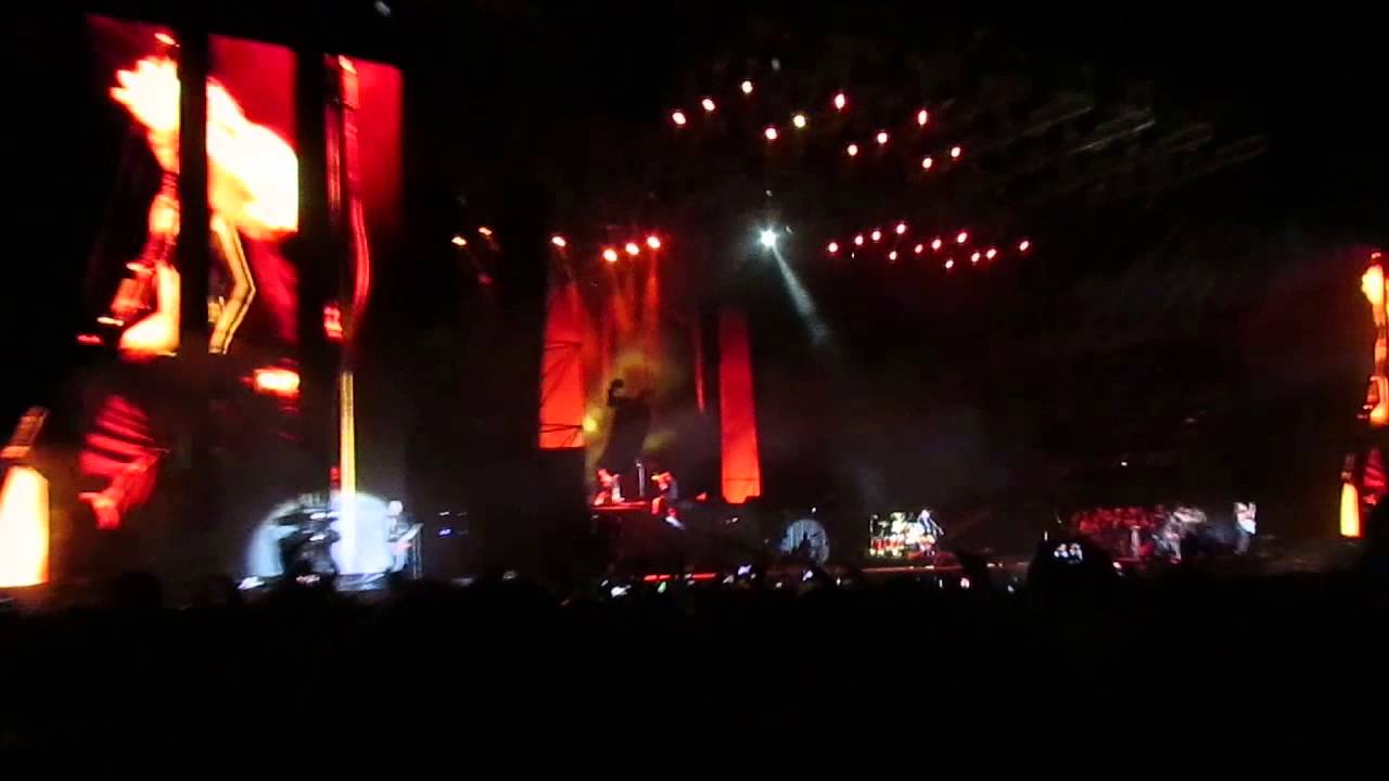 Metallica Live in Abruzzo (Parodia) - YouTube