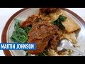 Eating at Rumah Makan Padang Murah in Yogyakarta | Indonesian Food