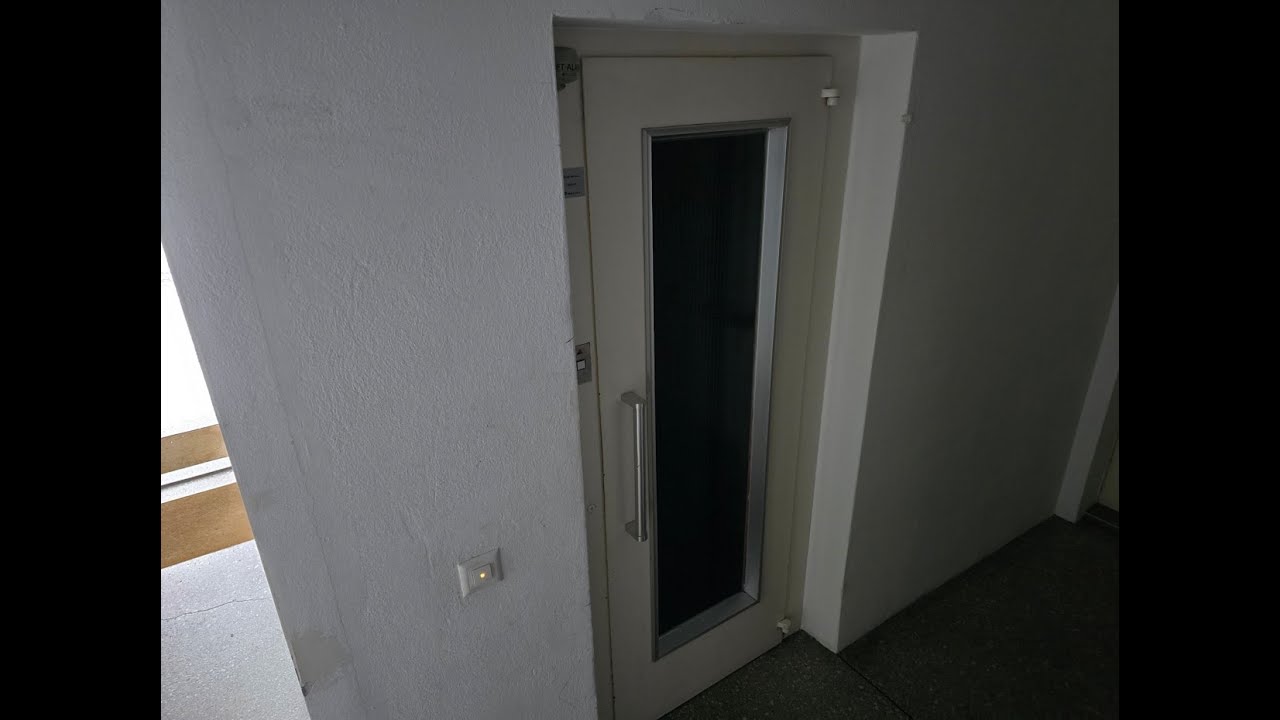 WILL BE REPLACED SOON!!! Aufzug AS Schaffhausen @