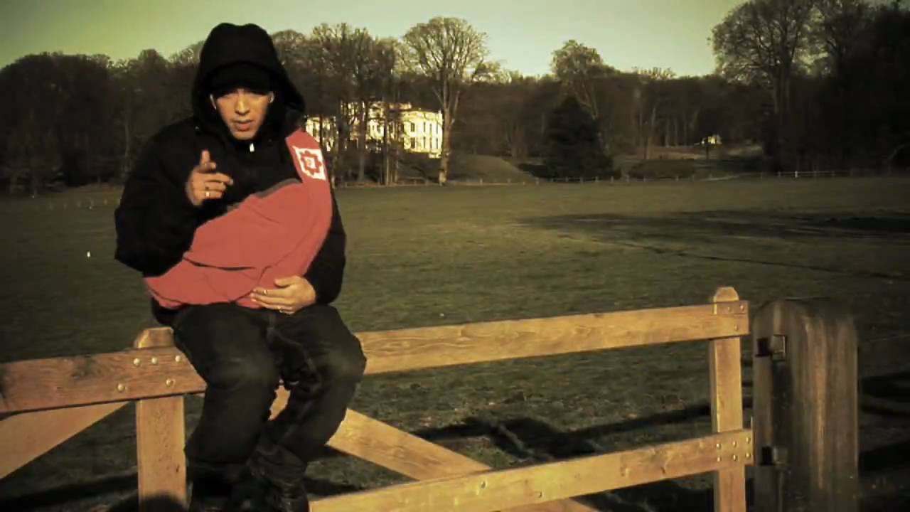 Nielo feat. Sergana - Je weet niet wie ik ben - YouTube