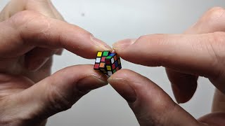 [085] Solving the world's smallest Rubik's cube!