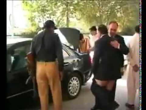 Mann Zieht Frau Hose Runter Mann Zieht Frau Hose Runter
