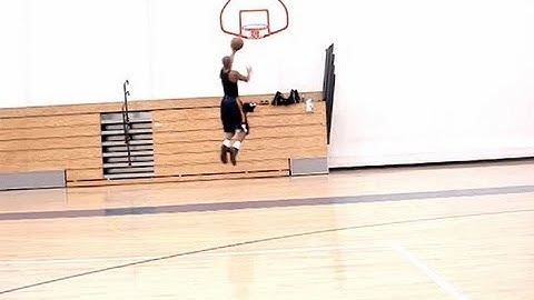 Dre Baldwin: Wing Scissor Crossover, Behind-Back-Jumpstop Left-Hand Finish Pt. 1 | Driving Drills