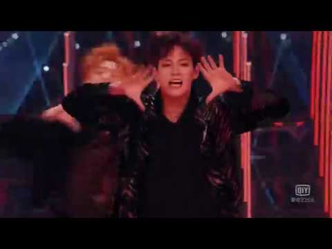 青春有你 《Turn Up》舞台 姚明明 管栎 胡文煊 李振宁