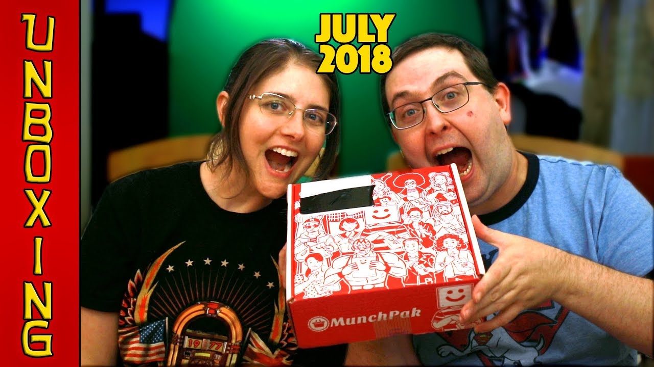 UNBOXING! MunchPak July 2018 -  Snack Subscription Box!