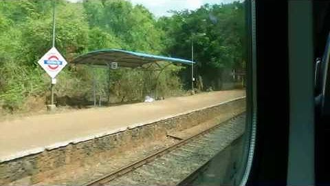 22119 Mumbai - Karmali Tejas Express Crossing Sangameshwar Road Station : Konkan Railways