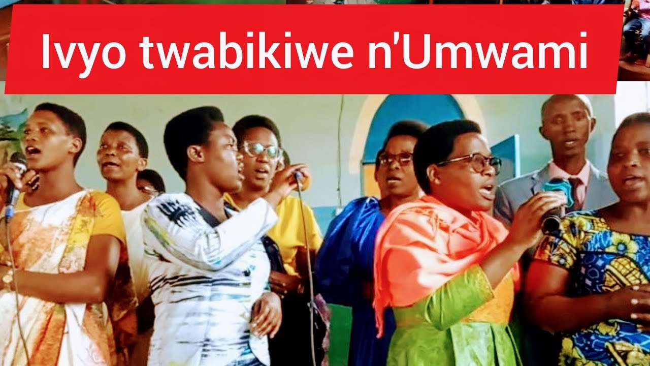 CHORALE RESSORTISSANTS DU LYCEE RUBANGA