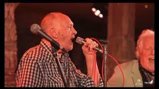 Roger Chapman & Jim Cregan  & Laurie Wisefield  & Green Band “ Burlesque “