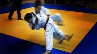 柔道少女 子供たちが柔道 Kids judo: girl's winning fights, throws, ippons from age of 7 to age of 10)