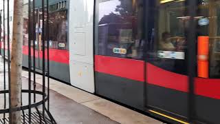 Straßenbahn Linie 71 Ring, Volkstheater In Wien