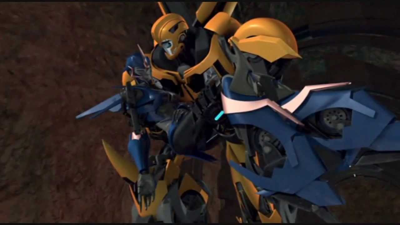 Bee & Arcee - YouTube.