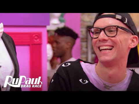 Sasha Gets Ready for Snatch Game | RuPaul’s Drag Race Season 9