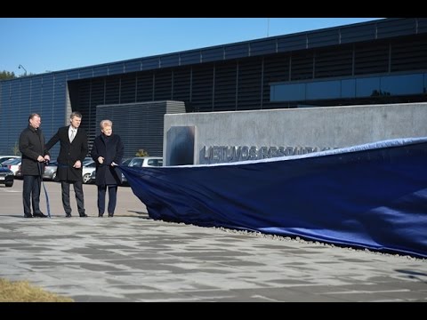 Video: Buvo Atidarytas Naujasis Velso Parlamento Pastatas