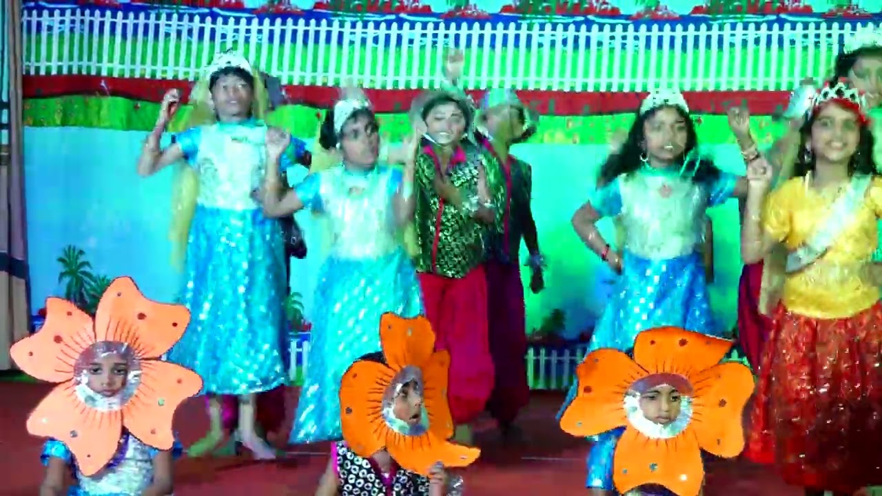ANNIVERSARY LKG STUDENTS DANCE