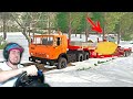 КАМАЗ С ПРИЦЕПОМ БУЛЬДОЗЕРОМ ЗАСТРЯЛ В СНЕГУ - Farming Simulator 19