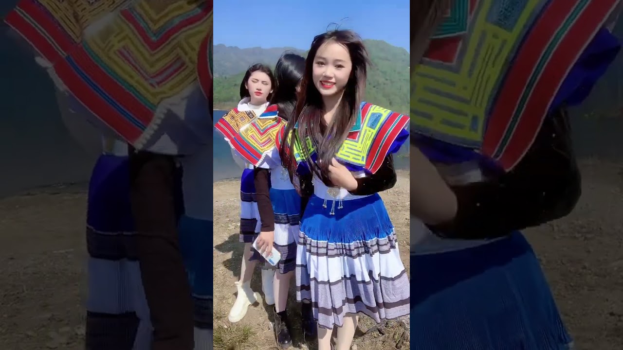 Beautiful girl Hmong Nkauj hmoob zoo Nkauj 苗族小花苗女孩子
