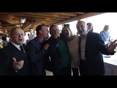 Meta mat forcat