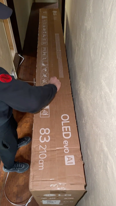 Download lagu Replacing a 100” Toshiba TV with an 83” LG G5 | Satisfying Unbox & Install