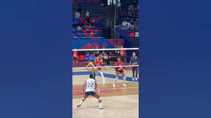 Quick reflex by Laís Vasques and smooth finish by Júlia Bergmann 🇧🇷🔥 vs Dominican Republic |VNL 2025