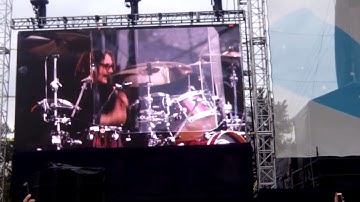 Garbage I Think Im Paranoid  vive latino 2015