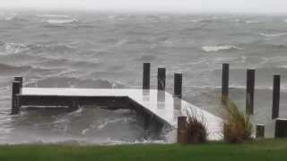 Hurricane Sandy #5 high waves on Chesapeake Bay 2pm Mon 10/29/12