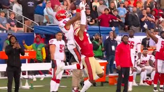 The First USFL Play... and it's a MOSS