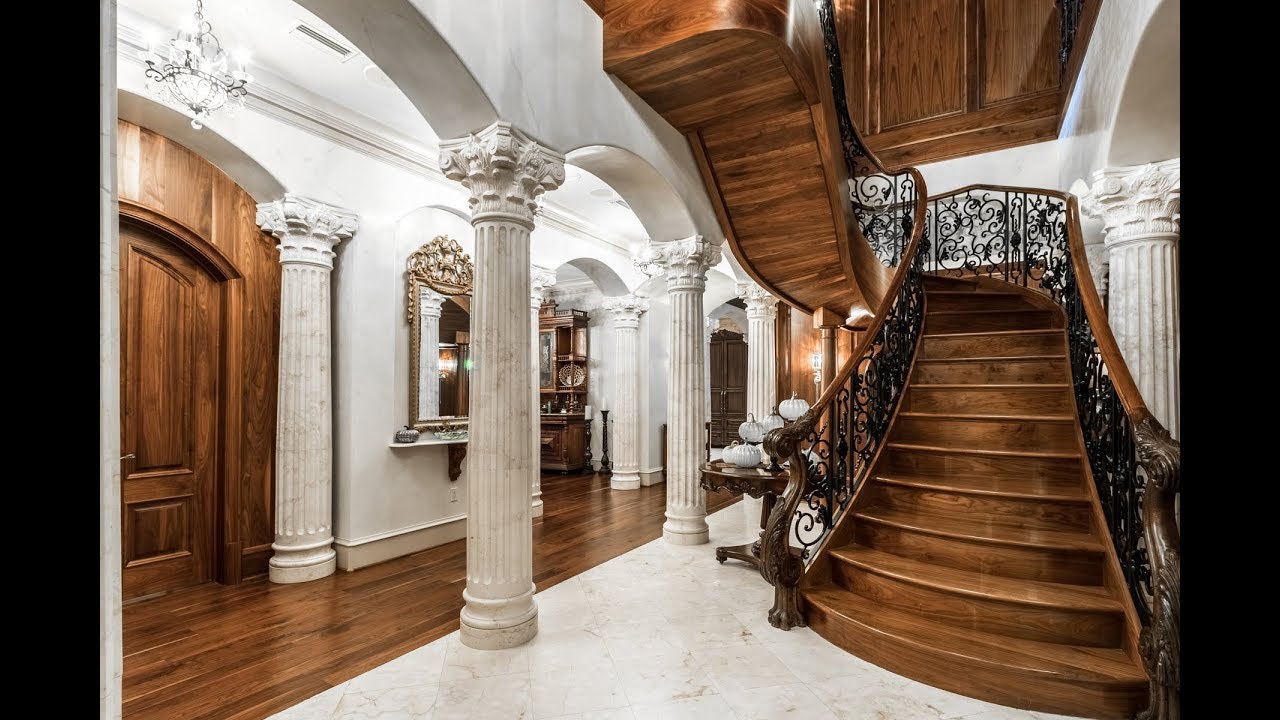 One Water Place, Kelly Plantation 408 Kelly Plantation Drive 212