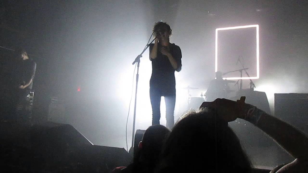Opening & The City - The 1975 (Terminal 5 NYC)