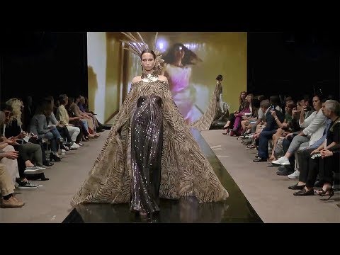 Video: Cum Să Ajungi La Prezentarea De Modă