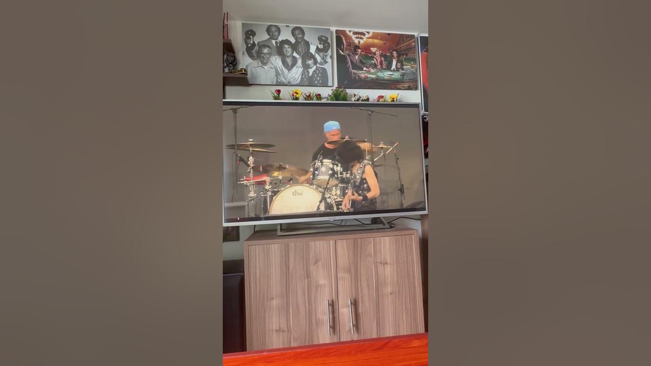 Chad Smith RHCP Symptom of the Universe #backtothebeginning