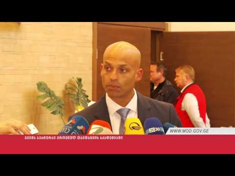 ჯეიმს აპატურაი ეროვნულ თავდაცვის აკადემიაში