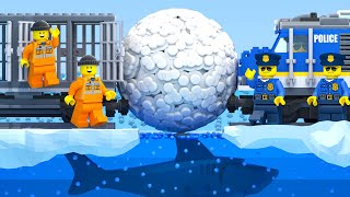 LEGO Prison Break in Arctic  Police Chase