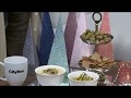 4 coffee-table dining tips for a small-space holiday party 4 coffee-table dining tips for a small-space holiday party