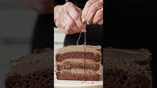 The Cake Cutting Hack You Didn't Know You Needed