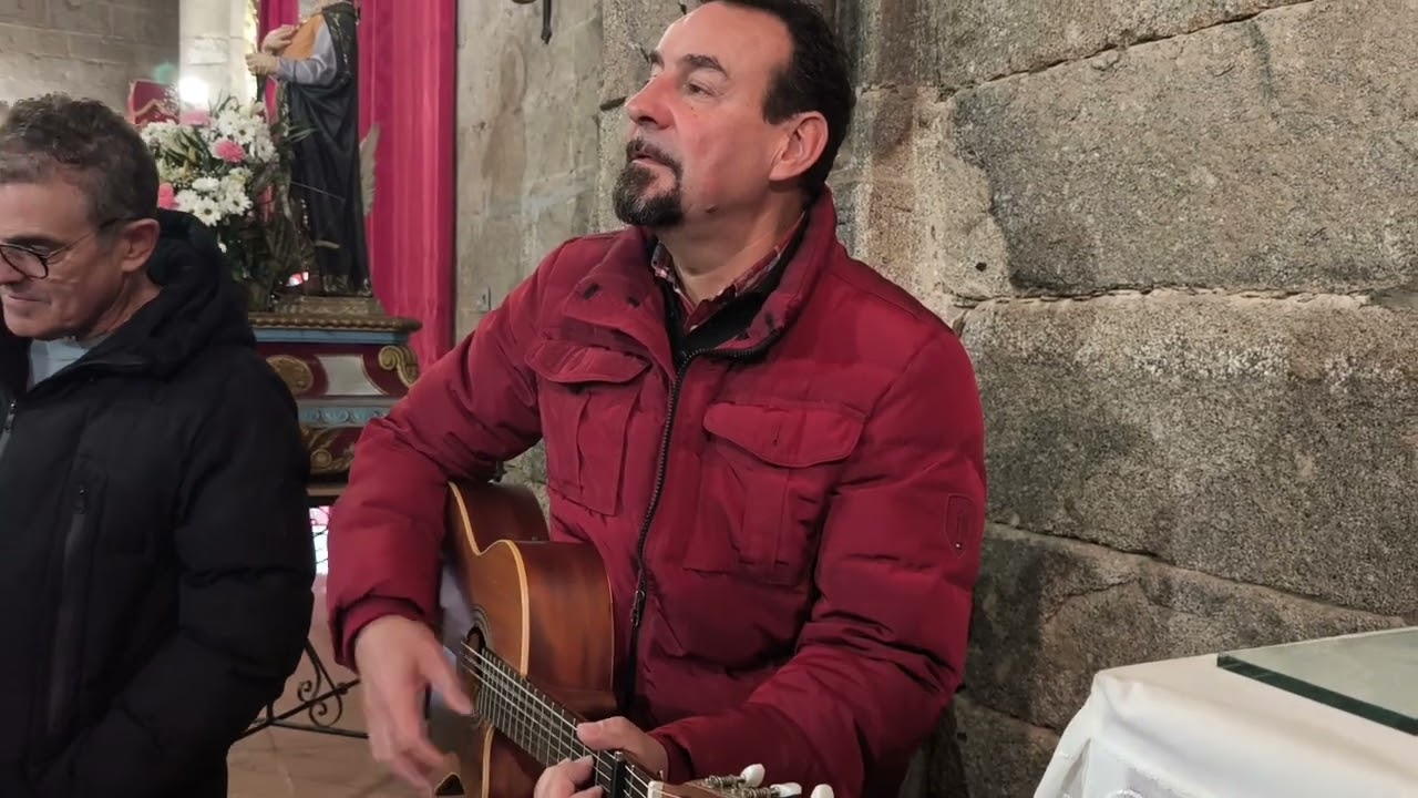 Entrañable mañana de villancicos en la iglesia de Peñaranda de Bracamonte