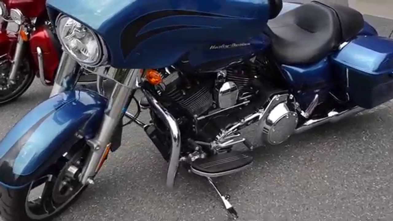 2014 Harley-Davidson FLHX Street Glide in Daytona Blue Pearl - YouTube