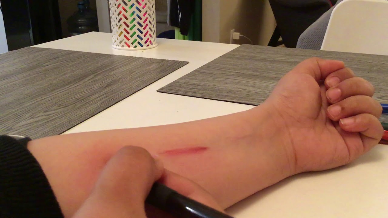 How to apply a fake scar without glue YouTube