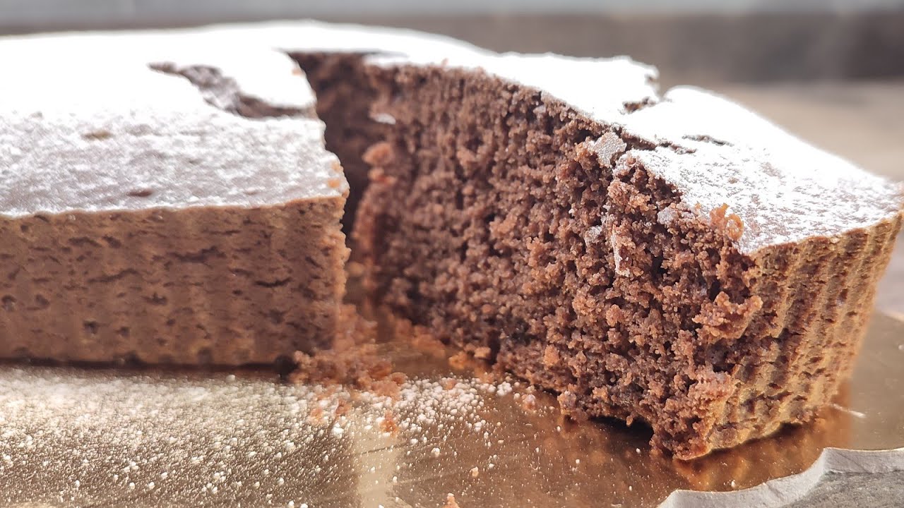 TORTA CON FARINA DI CASTAGNE E GOCCE DI CIOCCOLATO
