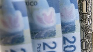 Bank of Mexico's Carstens Says the Peso Is Undervalued Bank of Mexico's Carstens Says the Peso Is Undervalued